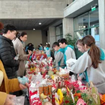 Αρσάκειο Δημοτικό Πάτρας και «Φωτεινό Αστέρι» σε αλυσίδα προσφοράς ΦΩΤΟ 17 Αρσάκειο Δημοτικό Πάτρας και «Φωτεινό Αστέρι» σε αλυσίδα προσφοράς ΦΩΤΟ