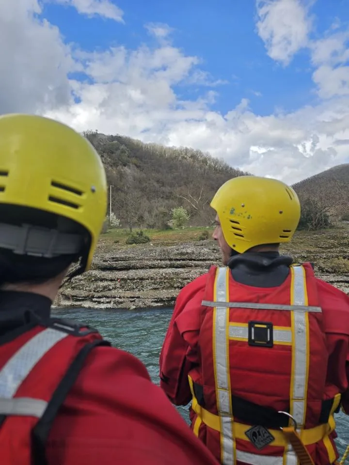 Αχαΐα: Διάσωση σε ορμητικά νερά, από τους Εθελοντές Πυροσβέστες ΦΩΤΟ