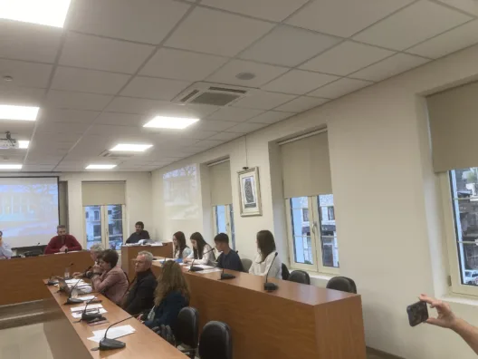 Καλάβρυτα: Παρέμβαση μαθητών στον δήμο για τα ΑμεΑ ΦΩΤΟ