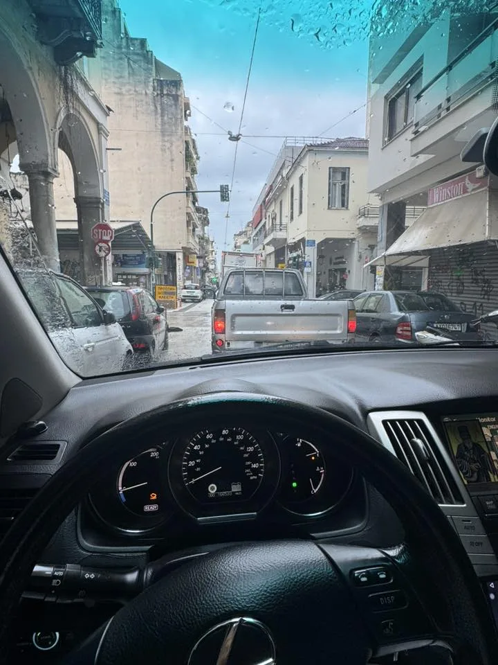 Πάτρα: Ξεχασμένοι κλειστοί δρόμοι, από έργα που δεν εκτελούνται - Και ανοιχτοί...για «κάρα» ΦΩΤΟ