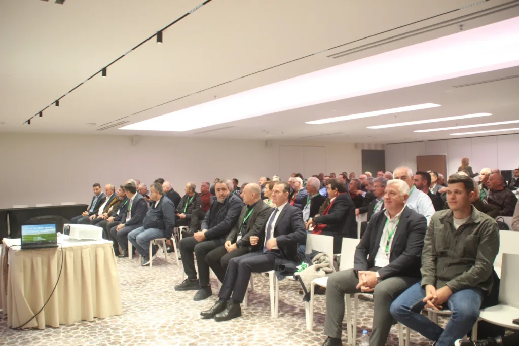 Καλάβρυτα: Επανεκλογή Σατολιά ως Προέδρου της ΕΘΕΑΣ - Τί δήλωσε ΦΩΤΟ
