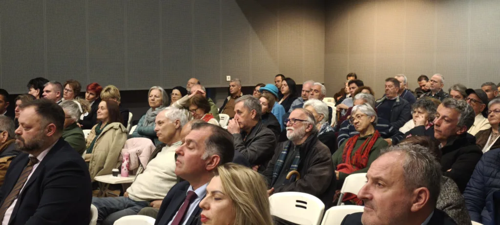 Πάτρα: Νέο «τοίχος» στην ιδιωτικοποίηση της παραλίας Καλογριάς - Η συνάντηση Φορέων ΦΩΤΟ