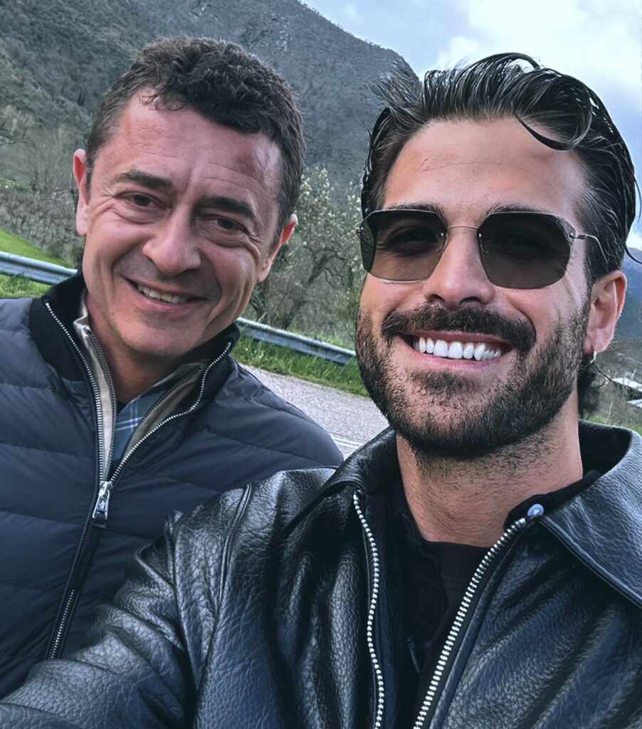 Ο Αχαιός Αρης Μουγκοπέτρος στην «Αυτοψία» με τον Σρόιτερ ΦΩΤΟ 31 Ο Αχαιός Αρης Μουγκοπέτρος στην «Αυτοψία» με τον Σρόιτερ ΦΩΤΟ