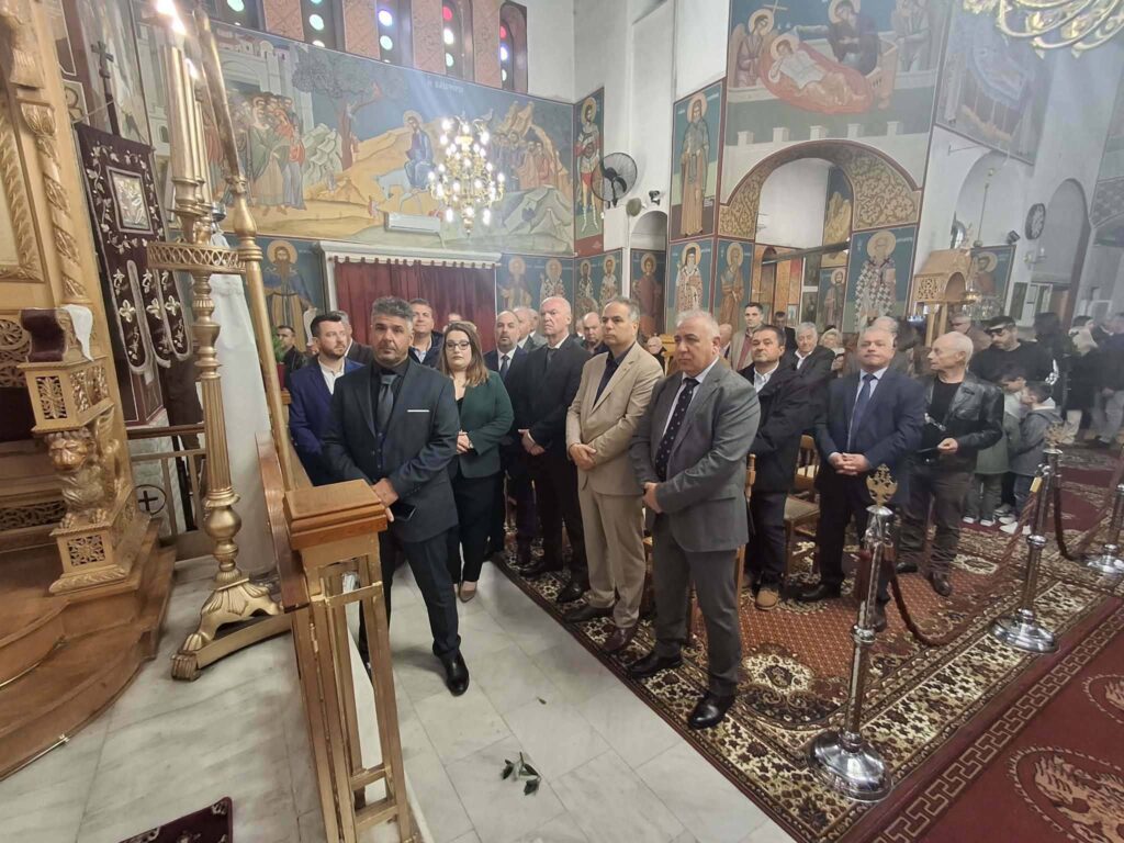 Κυριακή των Βαΐων με τα άλογα στα «Αχραντα Πάθη», στο Μαυρίκι Αιγίου ΦΩΤΟ