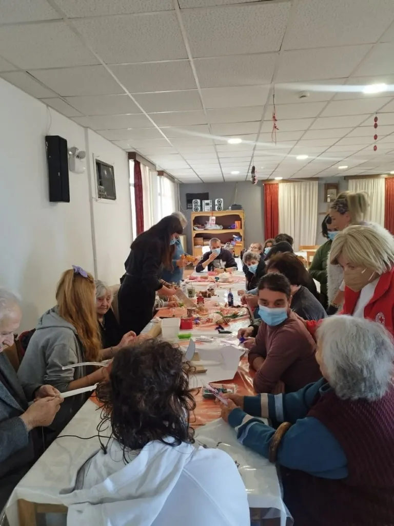 Πασχαλινή δράση στο «Κωνσταντοπούλειο» με τη «Μέριμνα» ΦΩΤΟ 28 Πασχαλινή δράση στο «Κωνσταντοπούλειο» με τη «Μέριμνα» ΦΩΤΟ