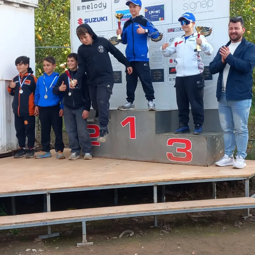 Το Πανελλήνιο Κυπέλλο Motocross της ΠΑΛΕΜΟΤ, στο Αίγιο ΦΩΤΟ