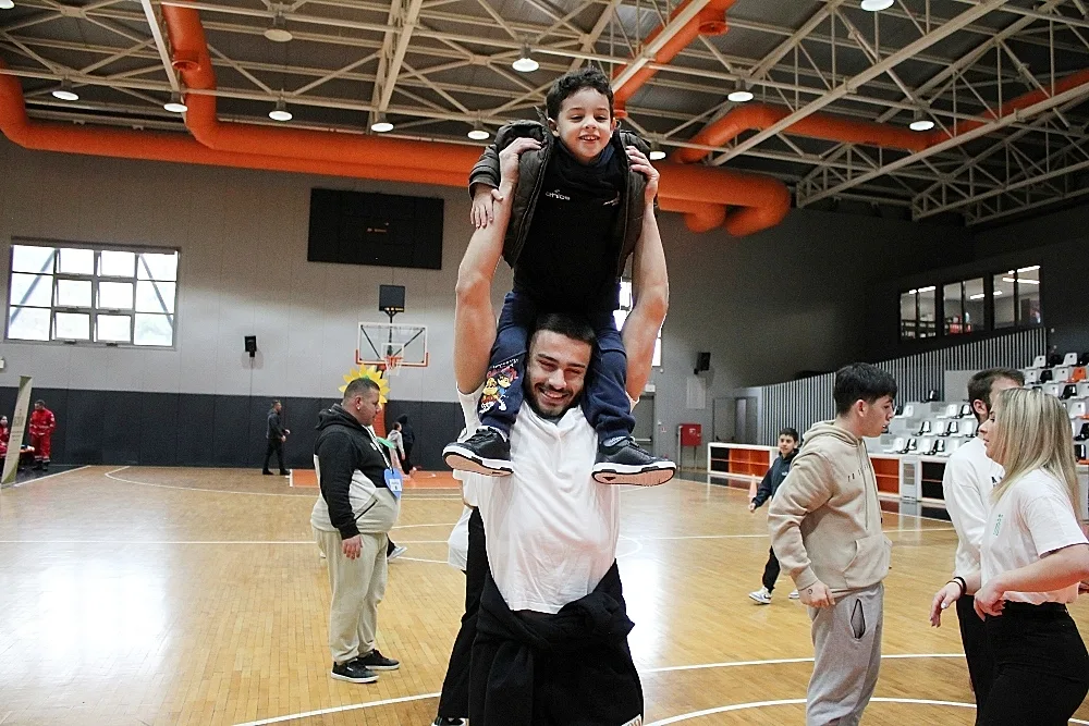 Ο Απόλλων Πατρών στην εκδήλωση του Σωματείου «Ικελος» για τον Αυτισμό ΦΩΤΟ