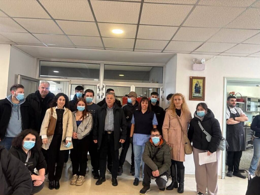 H Κομμωτική της ΕΠΑΣ Πάτρας στο «Κωνσταντοπούλειο» Ευγηρείο