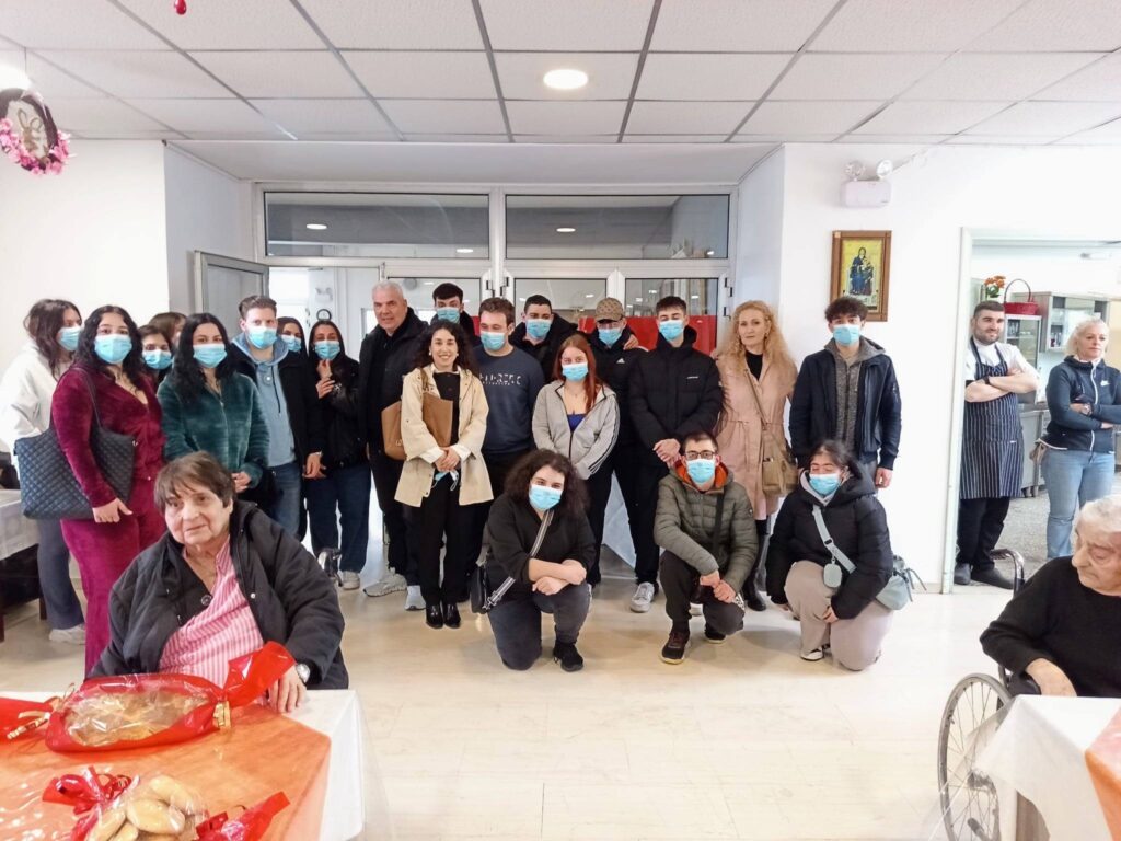 H Κομμωτική της ΕΠΑΣ Πάτρας στο «Κωνσταντοπούλειο» Ευγηρείο