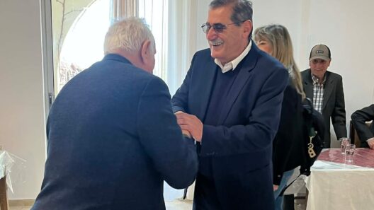 Πάτρα: Στήριξη Πελετίδη στο «Κωνσταντοπούλειο» Ευγηρείο ΦΩΤΟ