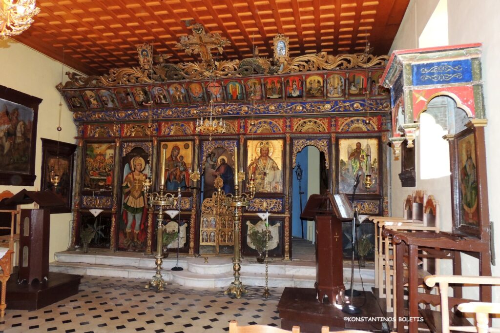 Βελλά Αχαΐας: «Κόσμημα» της πίστης και της τέχνης ο ναός που κάηκε ολοσχερώς - Δείτε πως ήταν ΦΩΤΟ