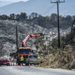 Συχαινά Πάτρας: Πρωτοφανής σπατάλη νερού στα καμμένα από τρύπια σωλήνα ΒΙΝΤΕΟ