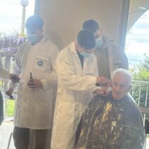 H Κομμωτική της ΕΠΑΣ Πάτρας στο «Κωνσταντοπούλειο» Ευγηρείο