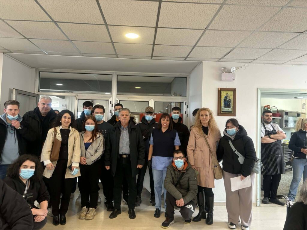 H Κομμωτική της ΕΠΑΣ Πάτρας στο «Κωνσταντοπούλειο» Ευγηρείο