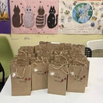 Οι Ναυτοπρόσκοποι Αιγίου με δώρα στο ΚΔΑΠ ΑμεΑ «Η Μικρή Παρέα» ΦΩΤΟ