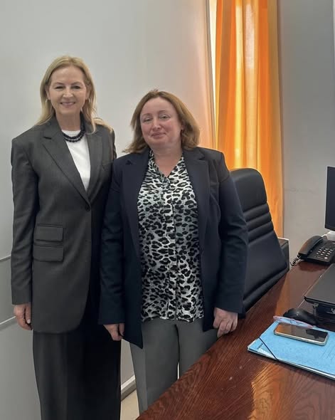 Η Εφη Γιαννιά στο Νοσοκομείο Αιγίου, ευχήθηκε στους ασθενείς ΦΩΤΟ