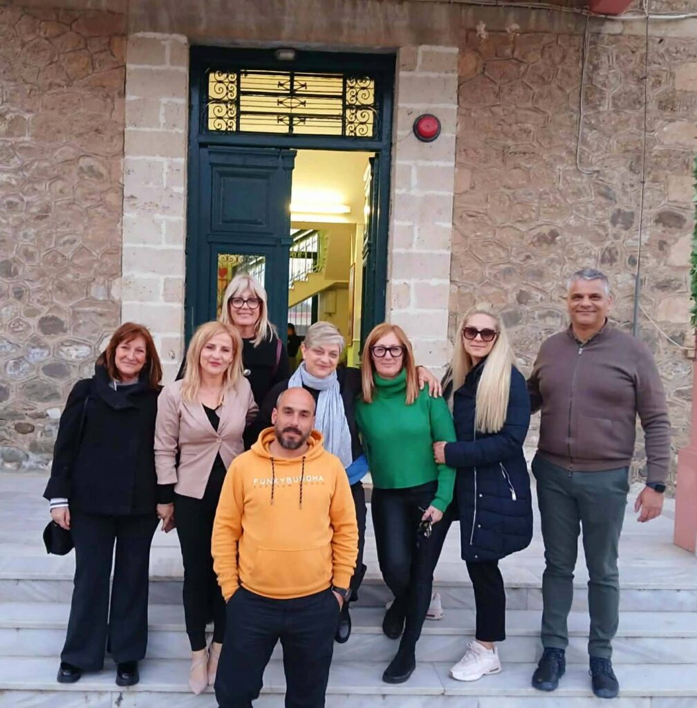 Οικογένειες έπλασαν τρουφάκια οικογενειακής ευτυχίας, στο Διακοπτό ΦΩΤΟ