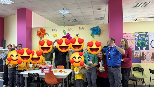 Οι Ναυτοπρόσκοποι Αιγίου με δώρα στο ΚΔΑΠ ΑμεΑ «Η Μικρή Παρέα» ΦΩΤΟ