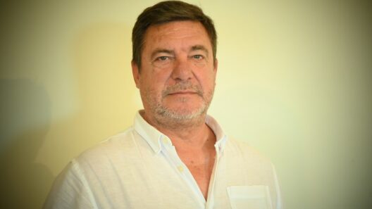 «Άργησε ο Ψωμάς...γαλατάς να φέρει το γάλα...» 33 «Άργησε ο Ψωμάς...γαλατάς να φέρει το γάλα...»