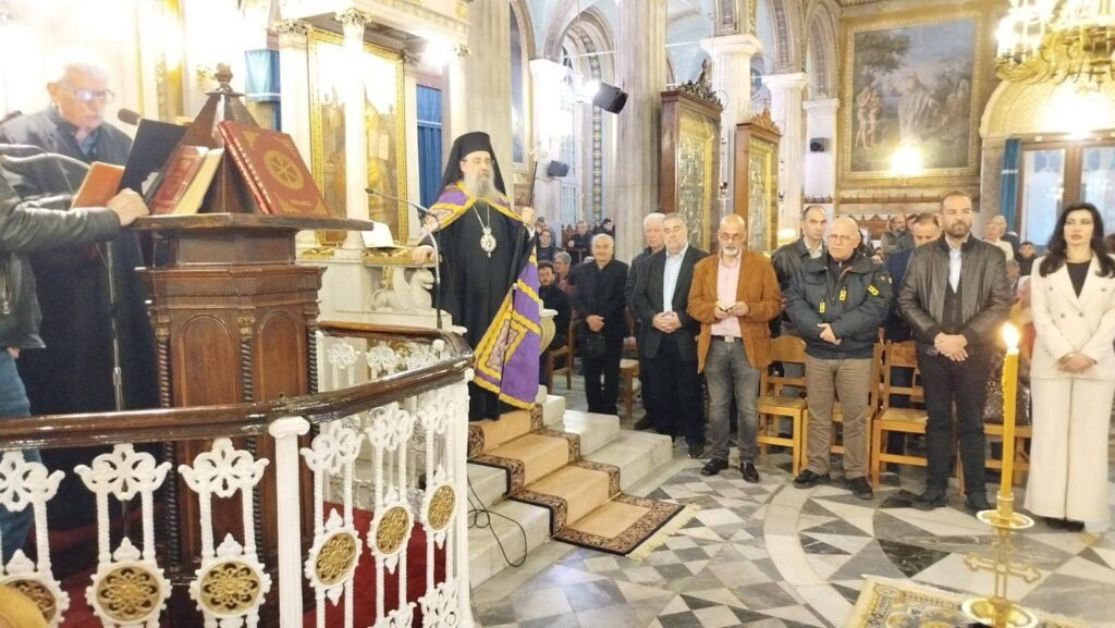 «Τροπάριο της Κασσιανής» στην Πάτρα για τον Ν. Φαρμάκη ΦΩΤΟ