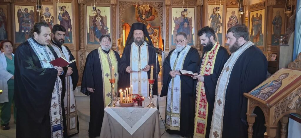 Η Εφη Γιαννιά στο Νοσοκομείο Αιγίου, ευχήθηκε στους ασθενείς ΦΩΤΟ