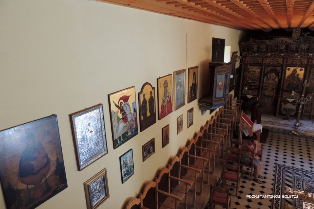 Βελλά Αχαΐας: «Κόσμημα» της πίστης και της τέχνης ο ναός που κάηκε ολοσχερώς - Δείτε πως ήταν ΦΩΤΟ