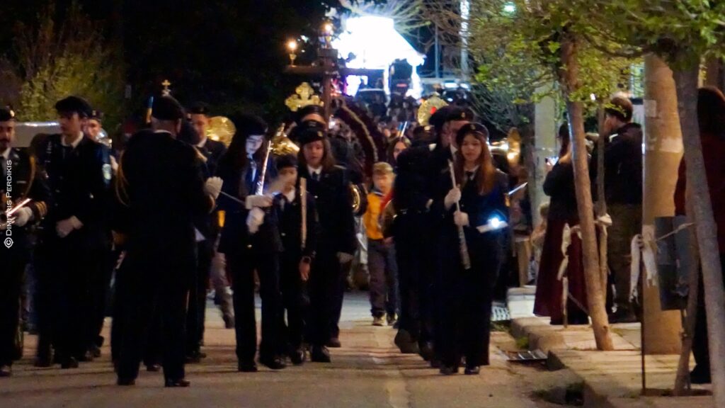 Η συνάντηση Επιταφίων κεντρικών Ενοριών του Αιγίου ΒΙΝΤΕΟ-ΦΩΤΟ