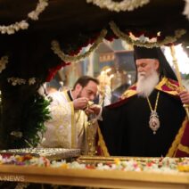 Η Αποκαθήλωση στον Ναό Κοιμήσεως της Θεοτόκου Καλαβρύτων, με Ιερώνυμο ΦΩΤΟ