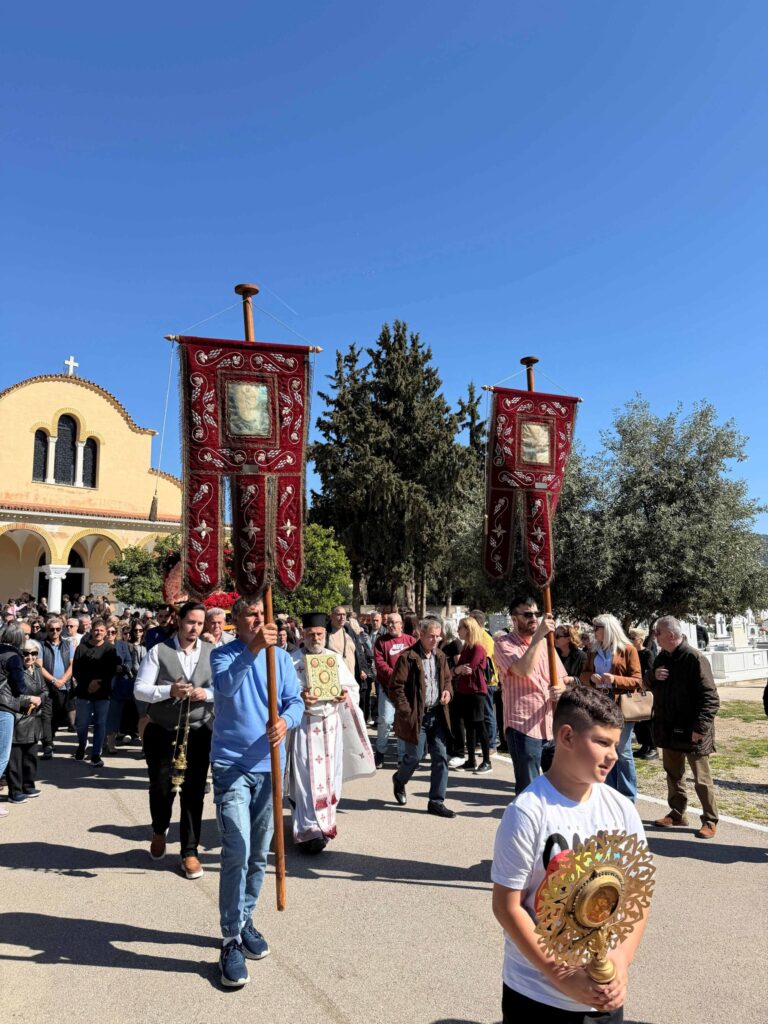 Η Περιφορά Επιταφίων της Πάτρας ΦΩΤΟ