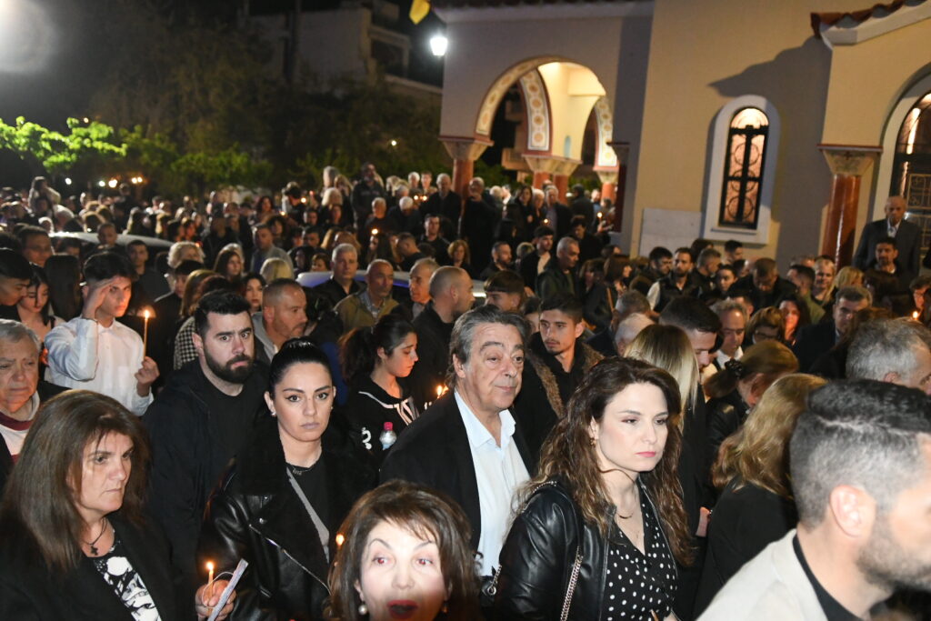 Η Περιφορά Επιταφίων της Πάτρας ΦΩΤΟ