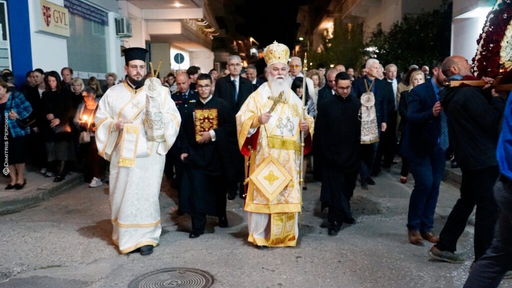 Η συνάντηση Επιταφίων κεντρικών Ενοριών του Αιγίου ΒΙΝΤΕΟ-ΦΩΤΟ