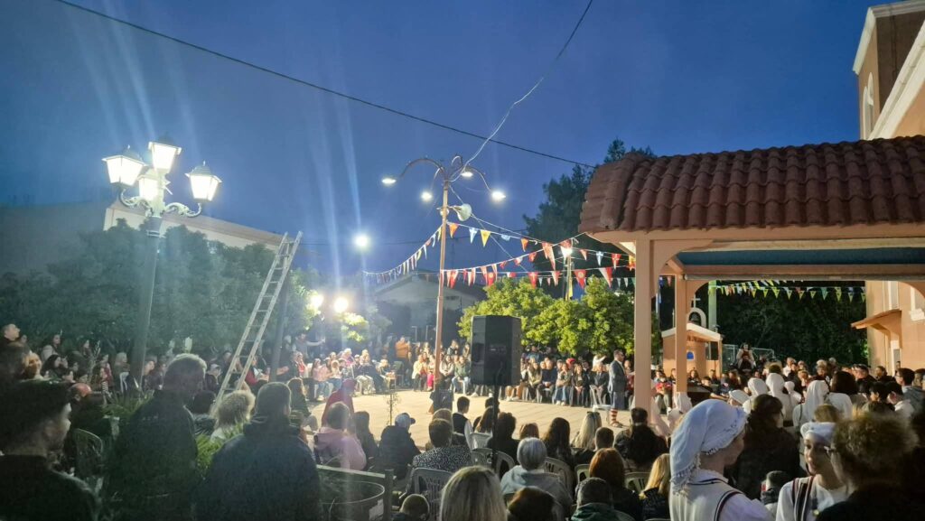 Διατήρηση του εθίμου «Κάψιμο του Ιούδα» στην Τέμενη Αιγίου ΦΩΤΟ