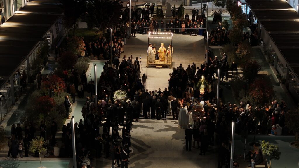 Η συνάντηση Επιταφίων κεντρικών Ενοριών του Αιγίου ΒΙΝΤΕΟ-ΦΩΤΟ