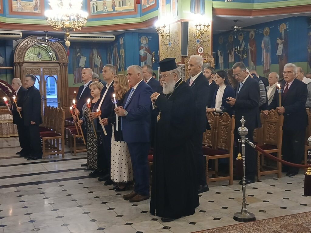 Ο εσπερινός της Αγάπης στον Μητροπολιτικό ναό της Φανερωμένης Αιγίου ΦΩΤΟ 30 Ο εσπερινός της Αγάπης στον Μητροπολιτικό ναό της Φανερωμένης Αιγίου ΦΩΤΟ