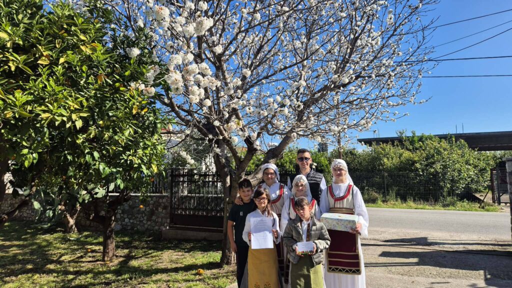 Παιδιά της Τέμενης Αιγίου είπαν τα «Πάθη» ΦΩΤΟ
