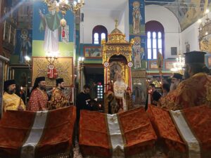 Ο εσπερινός της Αγάπης στον Μητροπολιτικό ναό της Φανερωμένης Αιγίου ΦΩΤΟ