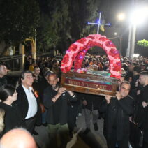 Η Δημοτική Αρχή στην Περιφορά Επιταφίων της Πάτρας ΦΩΤΟ