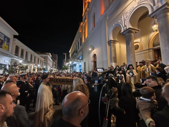 Η Περιφορά Επιταφίων της Πάτρας ΦΩΤΟ