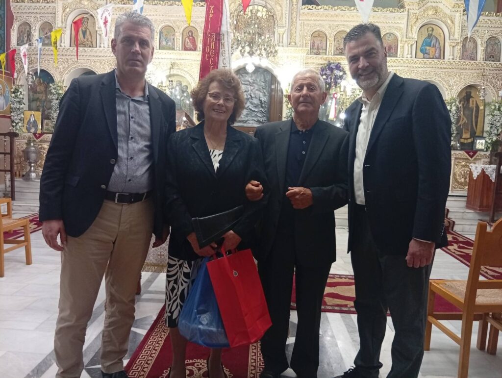 Τα Σαγαιΐκα τιμούν την Ζωοδόχο Πηγή ΦΩΤΟ