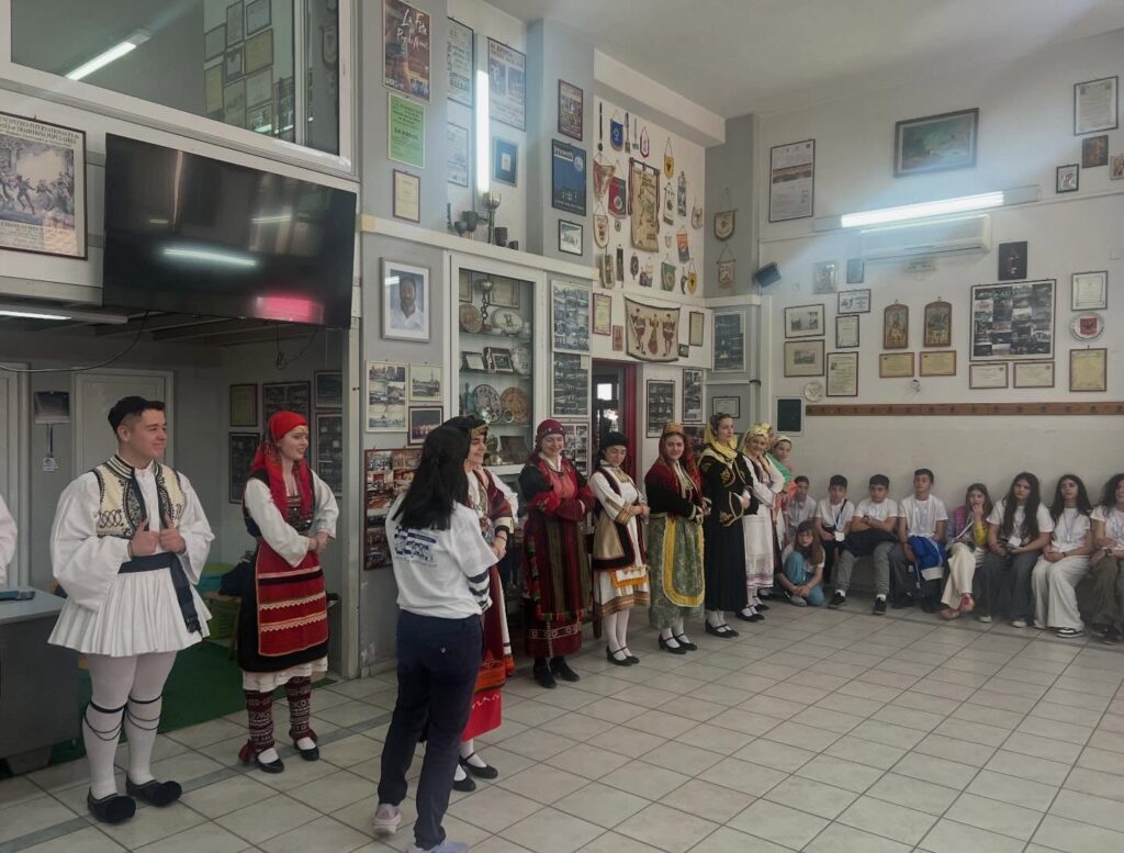 Ο Χορευτικός Αιγίου στο Παιδικό Φεστιβάλ ΦΩΤΟ