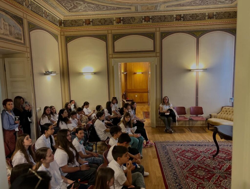 Ο Χορευτικός Αιγίου στο Παιδικό Φεστιβάλ ΦΩΤΟ