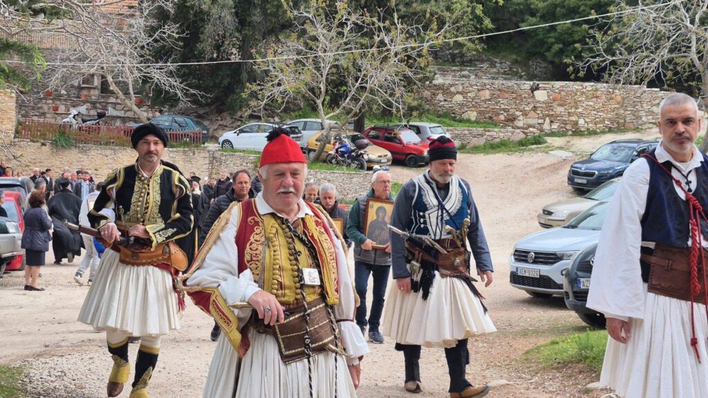 Ο Σκοπευτικός Ομιλος Παραδοσιακών Οπλων Πάτρας στην Παναγία την Ομπλίτισσα ΦΩΤΟ