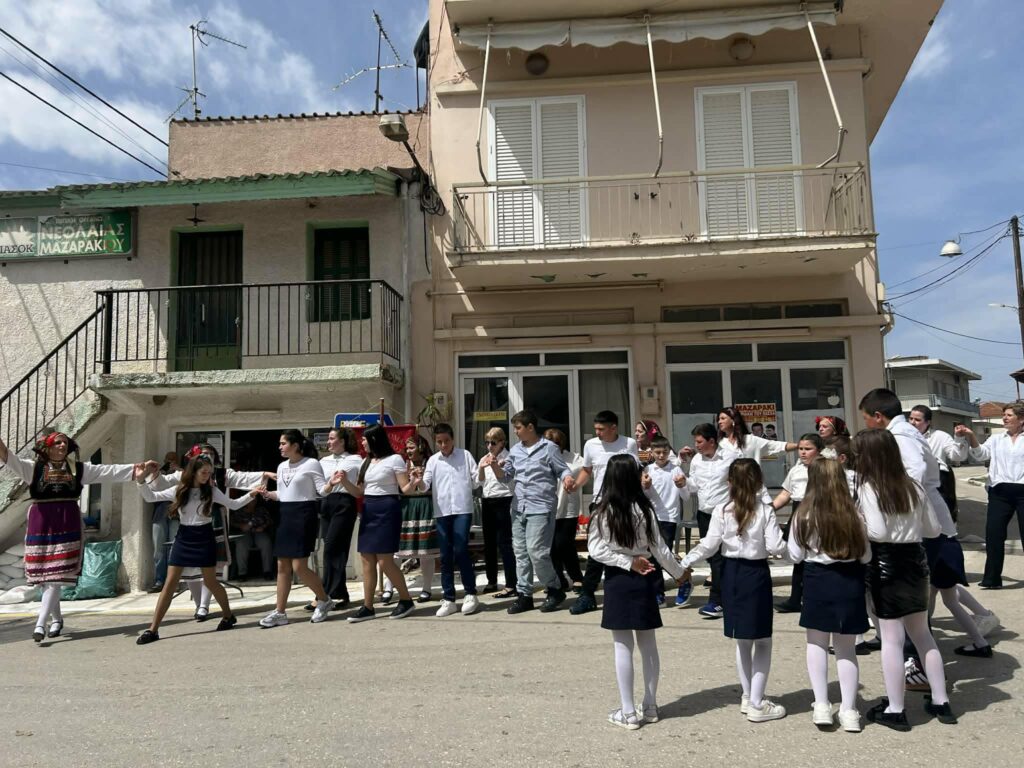 Το έθιμο του Μαζαρακίου Δυτικής Αχαΐας τη Δευτέρα του Πάσχα ΦΩΤΟ 37 Το έθιμο του Μαζαρακίου Δυτικής Αχαΐας τη Δευτέρα του Πάσχα ΦΩΤΟ