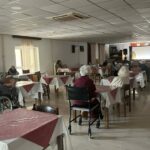 Παράσταση Καραγκιόζη στο «Κωνσταντοπούλειο» Οίκο Ευγηρίας ΦΩΤΟ