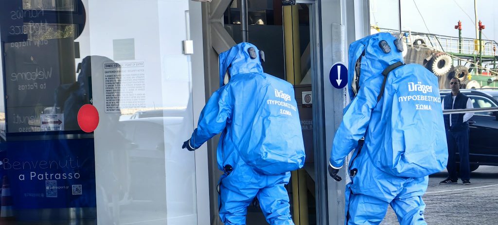 Πάτρα: Συναγερμός στο λιμάνι για ύποπτο δέμα ΦΩΤΟ