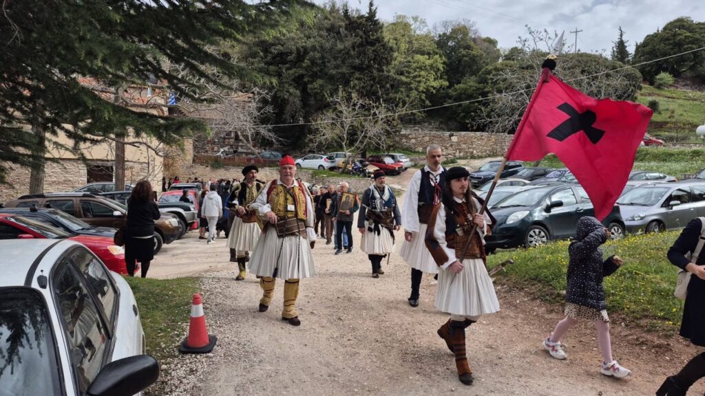 Ο Σκοπευτικός Ομιλος Παραδοσιακών Οπλων Πάτρας στην Παναγία την Ομπλίτισσα ΦΩΤΟ