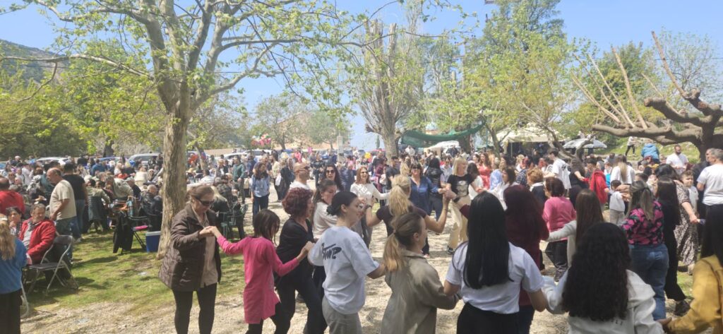 Το έθιμο της «Παναγίτσας» στο Παλαιό Σούλι Πατρών ΦΩΤΟ