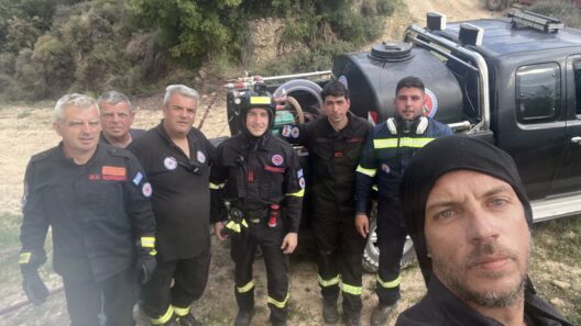 Η ομάδα Αχαιός ΕΟΠΠ σε εθελοντική δράση στην πυρκαγιά της Ακράτας ΦΩΤΟ