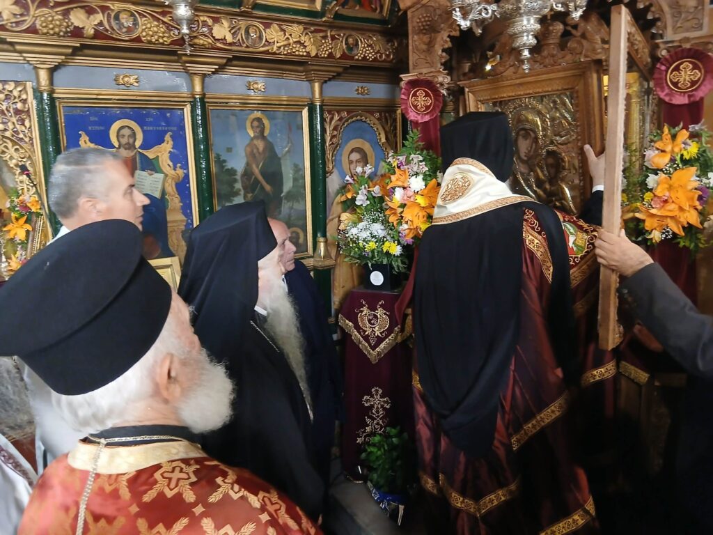 Η απόδοση της εορτής της Παναγίας Τρυπητής ΦΩΤΟ