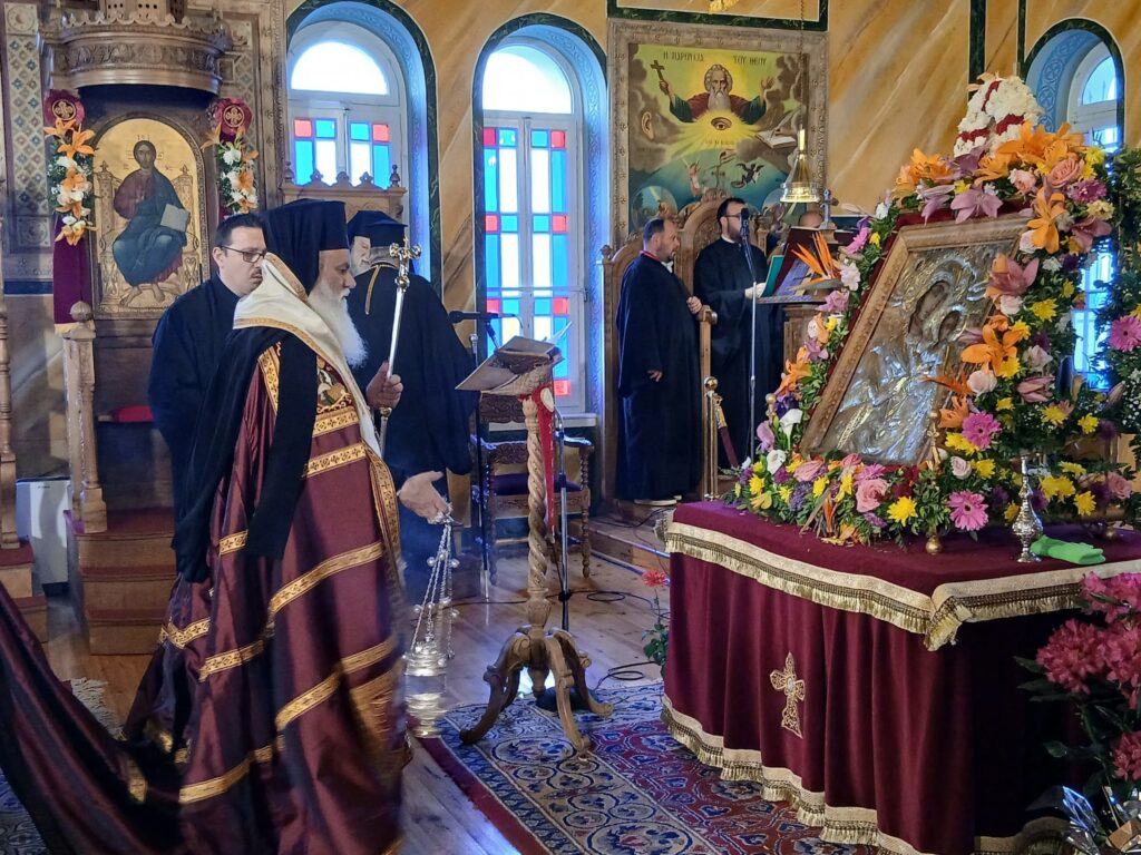 Η απόδοση της εορτής της Παναγίας Τρυπητής ΦΩΤΟ